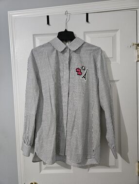 Limited Edition: Karl Lagerfeld Striped Button Down Shirt - Size XL